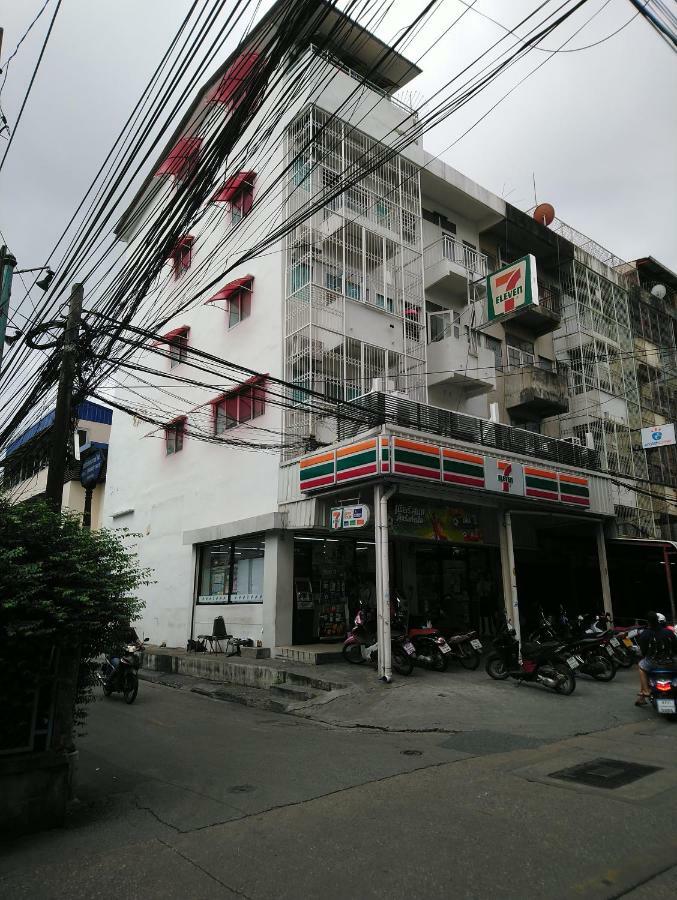 808 Bangkok 아파트 외부 사진