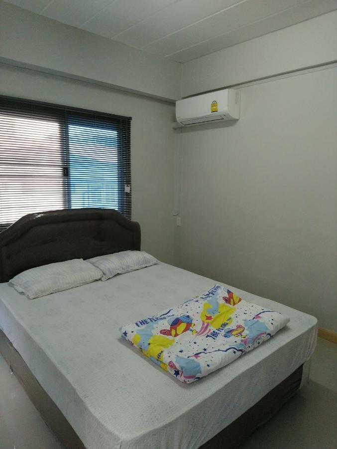 808 Bangkok 아파트 외부 사진